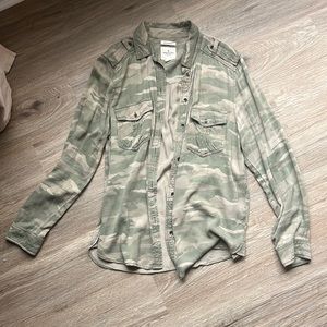 American Eagle button down